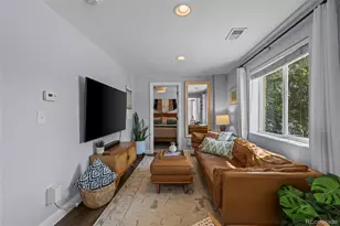 3051 Grape St, Denver, CO 80207 - Photo 11