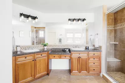 24980 E Roxbury Place, Aurora, CO 80016 - Photo 21