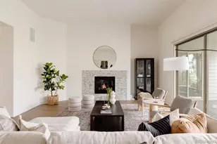 6608 S White Crow Ct, Aurora, CO 80016 - Photo 5