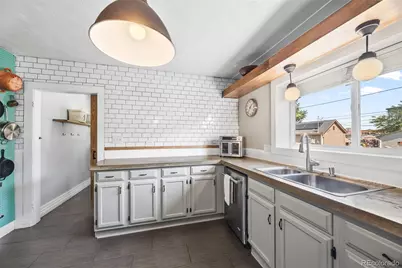 611 E Elk Place, Denver, CO 80216 - Photo 11