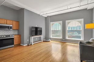 1555 California St, Denver, CO 80202 - Photo 5