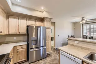 10578 Parkington Ln, Highlands Ranch, CO 80126 - Photo 11