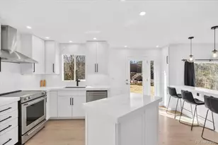 9421 Crestmore Way, Highlands Ranch, CO 80126 - Photo 3