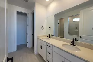 697 Bradley Cir, Elizabeth, CO 80107 - Photo 9