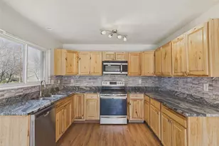 17434 E Ford Dr, Aurora, CO 80017 - Photo 5