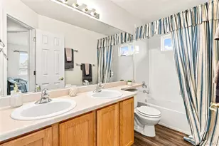 2600 S Fundy Cir, Aurora, CO 80013 - Photo 23