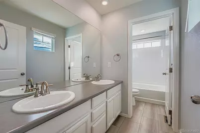 300 N Patsburg Street, Aurora, CO 80018 - Photo 19