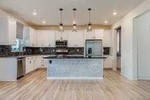 300 N Patsburg St, Aurora, CO 80018 - Photo 11