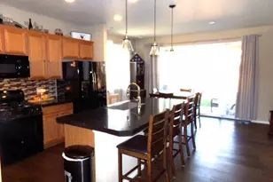 25585 E Maple Pl, Aurora, CO 80018 - Photo 5