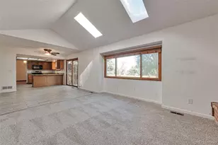 3136 S Cathay Cir, Aurora, CO 80013 - Photo 3