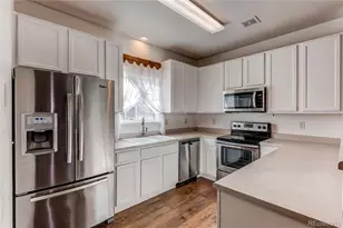 1558 S Danube Cir, Aurora, CO 80017 - Photo 11