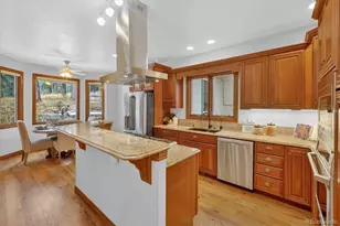 916 Tenderfoot Dr, Larkspur, CO 80118 - Photo 13