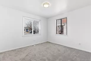 4876 Decatur St, Denver, CO 80221 - Photo 9