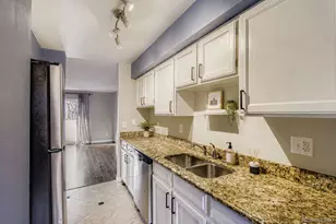 1060 S Parker Road, Denver, CO 80231 - Photo 5