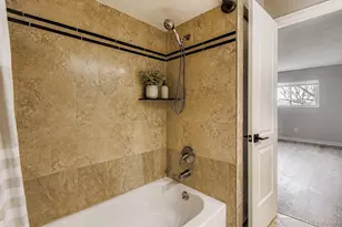 1060 S Parker Road, Denver, CO 80231 - Photo 7
