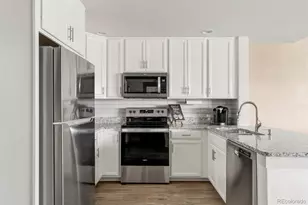 9777 E 56th Pl, Denver, CO 80238 - Photo 9