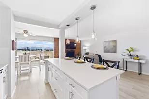 2 Adams St, Denver, CO 80206 - Photo 17