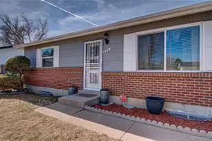 5553 Crystal Way, Denver, CO 80239 - Photo 5