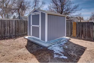 5553 Crystal Way, Denver, CO 80239 - Photo 33