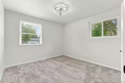 3109 Douglas Avenue, Loveland, CO 80538 - Photo 11