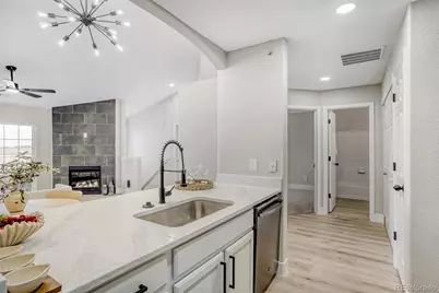 5255 Memphis Street #121, Denver, CO 80239 - Photo 9