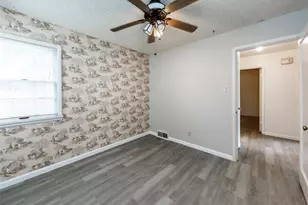 2203 Templeton Gap Rd, Colorado Springs, CO 80907 - Photo 7