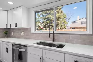 2042 S Moline Way, Aurora, CO 80014 - Photo 15