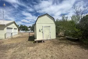 426 Poplar Ave, Las Animas, CO 81054 - Photo 7