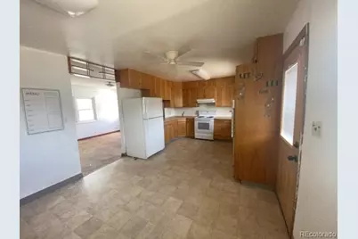 426 Poplar Avenue, Las Animas, CO 81054 - Photo 13