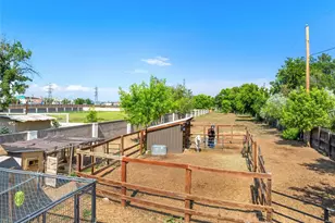4720 Robb St, Wheat Ridge, CO 80033 - Photo 39