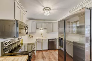 6361 S Ash Ct, Centennial, CO 80121 - Photo 11
