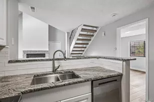 844 S Vance St, Lakewood, CO 80226 - Photo 9