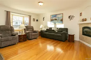 8892 S Balsam St, Littleton, CO 80128 - Photo 9