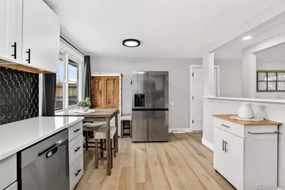 3222 Blackhawk Circle, Aurora, CO 80011 - Photo 11