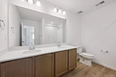 9187 Truckee Court, Commerce City, CO 80022 - Photo 17