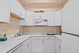 1631 W Canal Cir, Littleton, CO 80120 - Photo 27