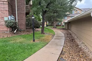 1631 W Canal Cir, Littleton, CO 80120 - Photo 31