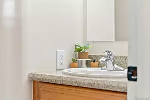 7505 W Yale Ave, Denver, CO 80227 - Photo 17