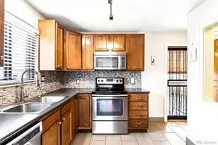 2233 Kenton St, Aurora, CO 80010 - Photo 7