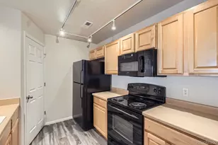 5255 Memphis Street, Denver, CO 80239 - Photo 5