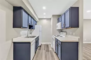 10211 Ura Ln, Denver, CO 80260 - Photo 5