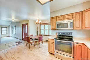 211 Burgundy Cir, Silverthorne, CO 80498 - Photo 3