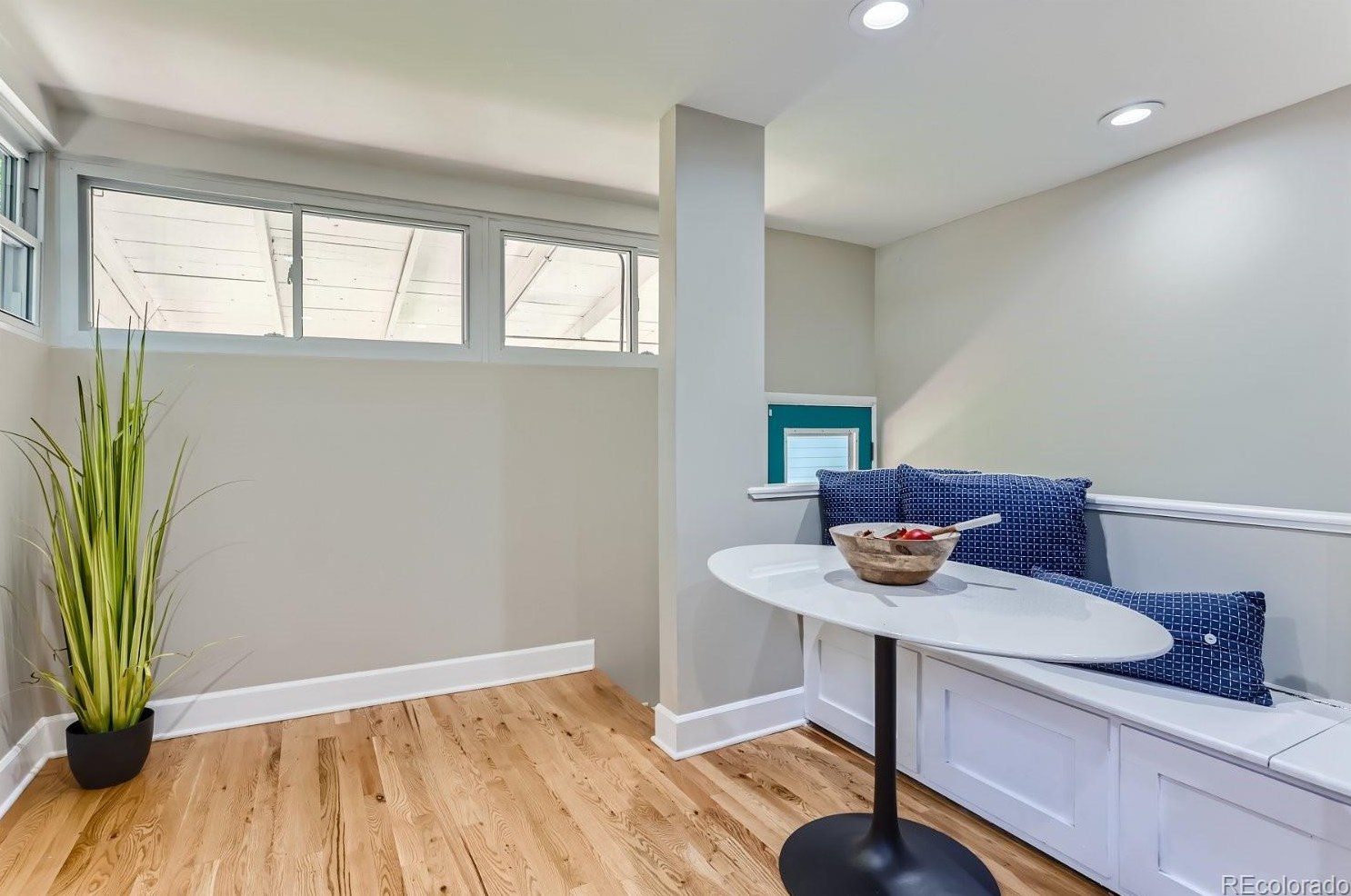 1590 Lincoln St, Denver CO  80203-1502 exterior