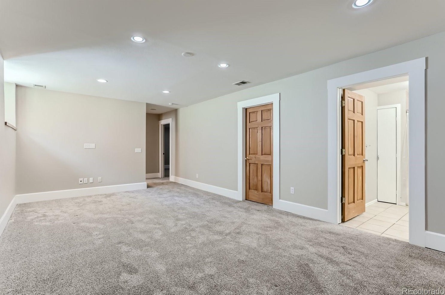 1590 Lincoln St, Denver CO  80203-1502 exterior
