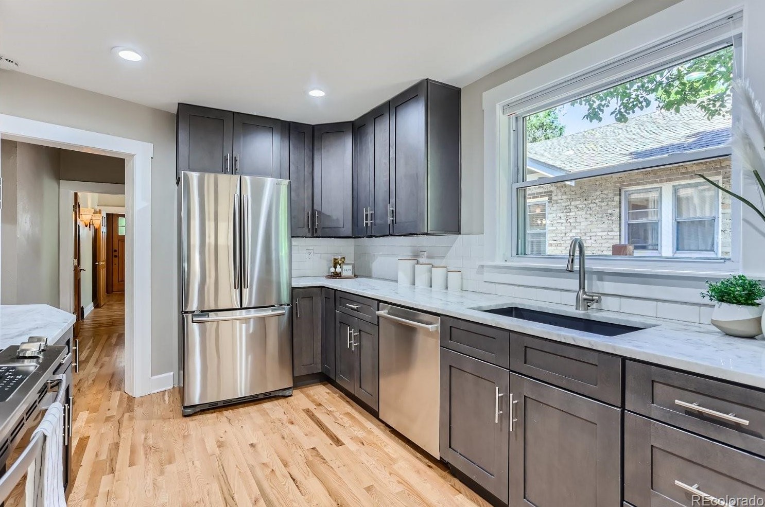 1590 Lincoln St, Denver CO  80203-1502 exterior