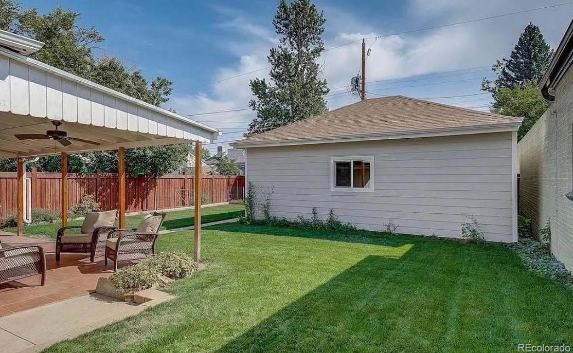 1590 Lincoln St, Denver CO  80203-1502 exterior