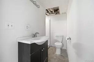 358 S Troy St, Aurora, CO 80012 - Photo 37