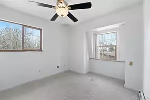 358 S Troy St, Aurora, CO 80012 - Photo 29