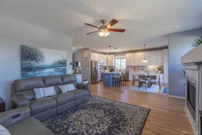 21061 E Mansfield Place, Aurora, CO 80013 - Photo 11