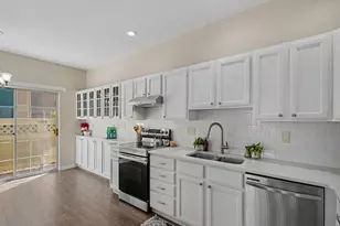 9792 E Hawaii Pl, Aurora, CO 80247 - Photo 7